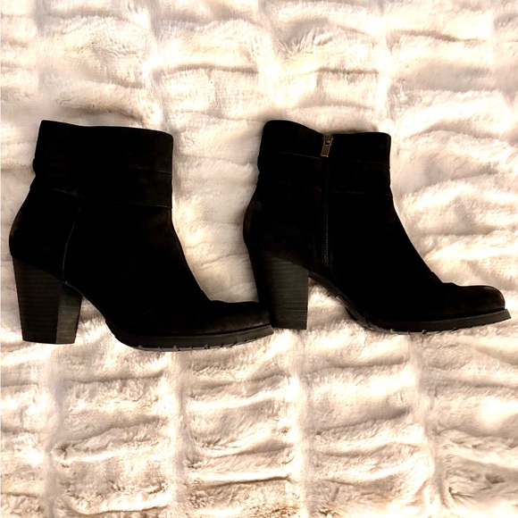 CLARKS MISSON MANOR BOOTS - Picture 5 of 7